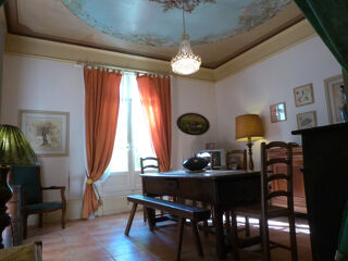  Maison à vendre 10 pièces 275 m²