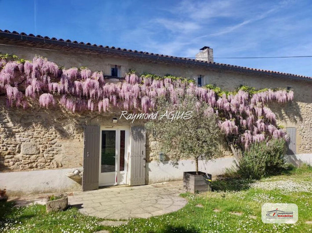 Maison 8 pièces 153 m² · à Pellegrue · 153 m² · 330 000 €