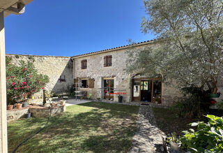  Maison à vendre 11 pièces 265 m²