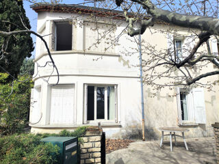  Propriété/château à vendre 12 pièces 350 m²