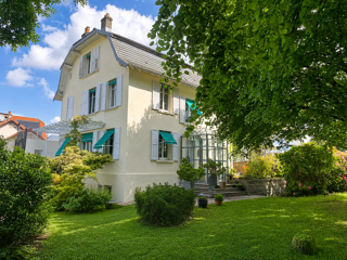  Maison à vendre 10 pièces 216 m²