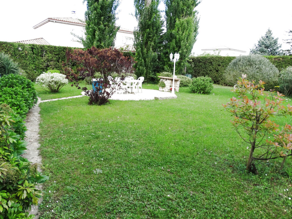 Maison contemporaine.
