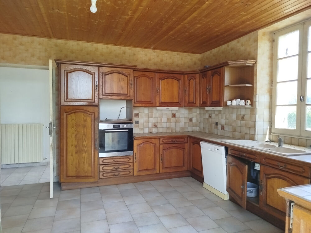 Ancienne propriété viticole à réinventer au coeur de la campagne - 33220 Caplong