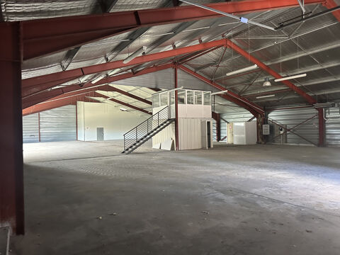   Local Industriel de 981m2 , emplacement stratégique exceptionnel 