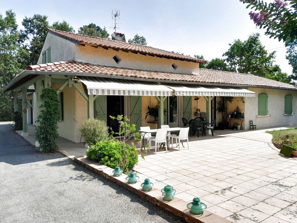 Maison de charme avec piscine.