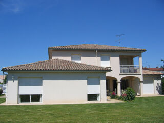  Maison � vendre 8 pi�ces 220 m�