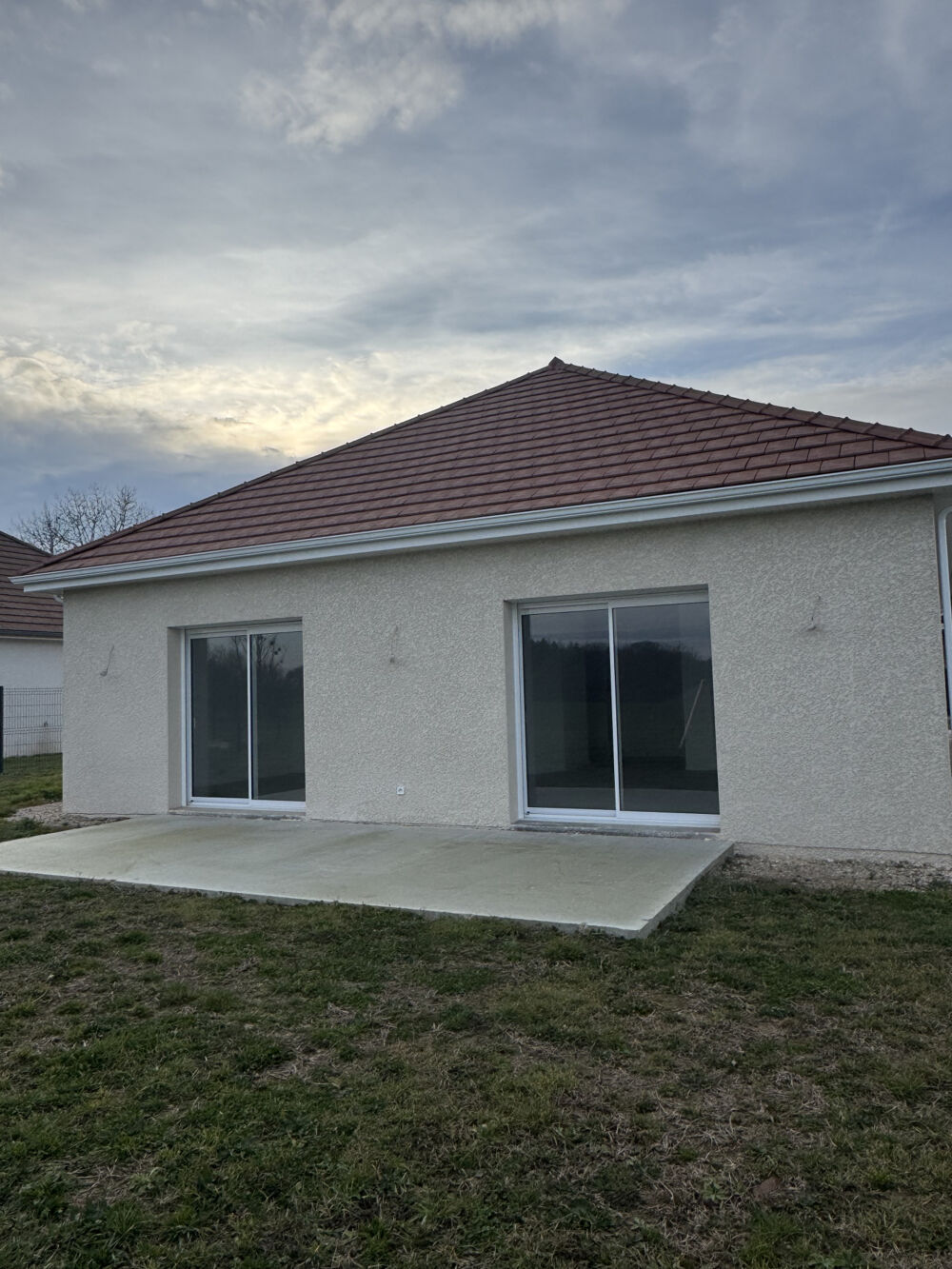 BELLE VILLA NEUVE 100M2 HABITABLES
