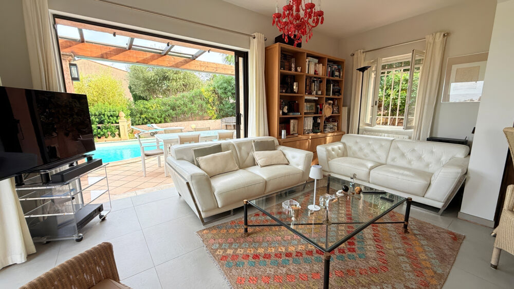 à vendre  Maison Les Issambres (83380)