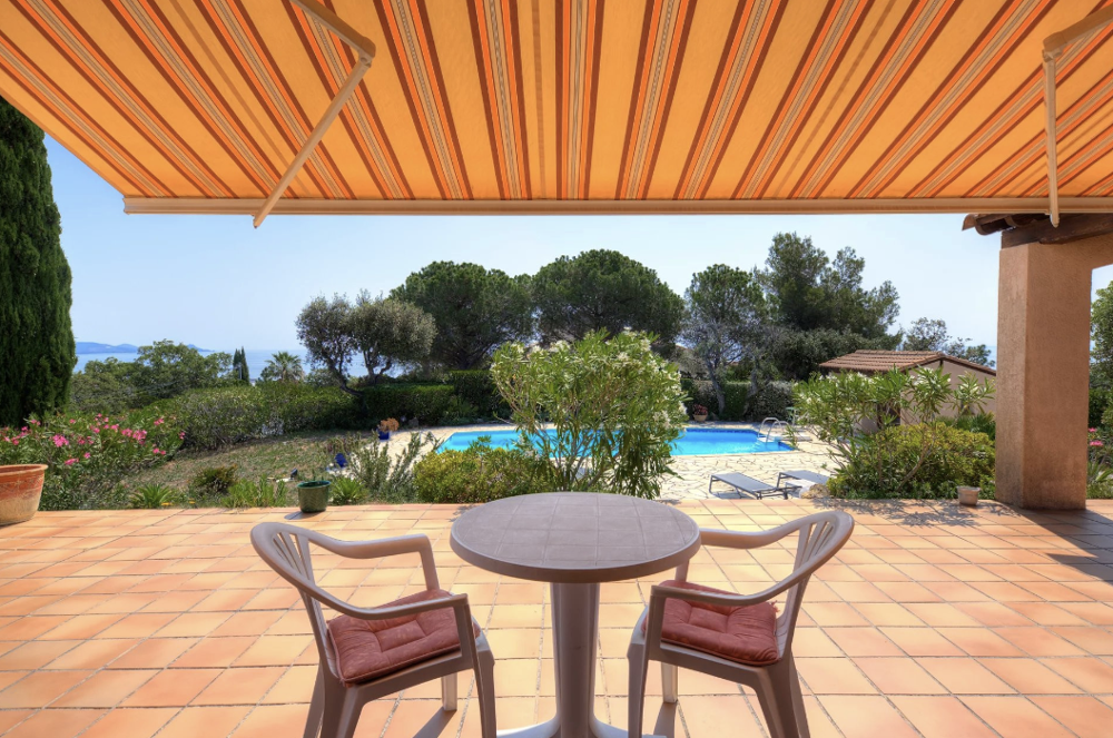 Vente Maison Villa de Plain-Pied Vue Mer au fort potentiel sans vis-à-vis à Saint Aygulf St aygulf