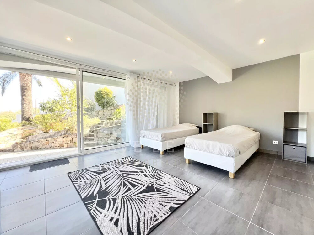 à vendre  Maison Les Issambres (83380)