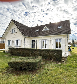  Maison  vendre 8 pices 195 m