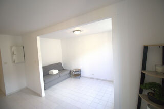  Appartement à louer 1 pièce 38 m² La seyne sur mer