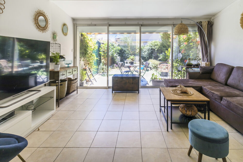 Vente Appartement BORMES LES MIMOSAS - REZ DE JARDIN - PISCINE - IDEAL INVESTISSEURS Bormes les mimosas