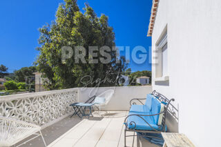  Maison � vendre 8 pi�ces 229 m� Six fours les plages