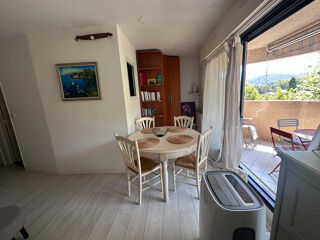 Appartement à louer 2 pièces 38 m²