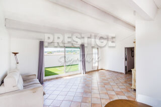 Vente Appartement Appartement Centre ville dernier étage Sanary sur mer
