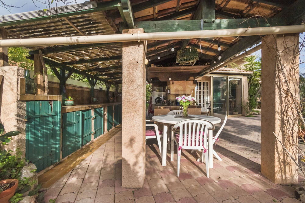 � vendre  Maison Hy�res (83400)