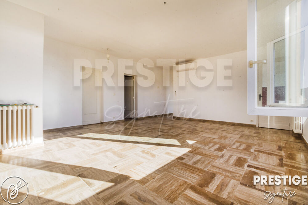 Appartement 4 pièces de 115 m2,vue mer, plein sud, climatisé, avec balcon et garage double