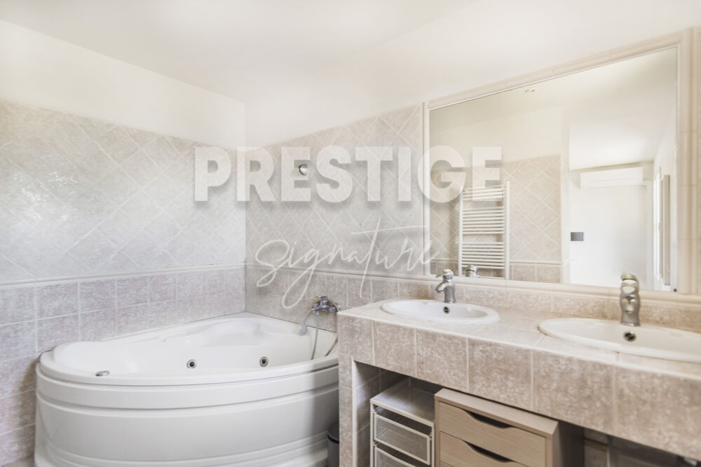 � vendre  Maison Sanary-sur-Mer (83110)