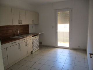  Appartement � louer 3 pi�ces 75 m�