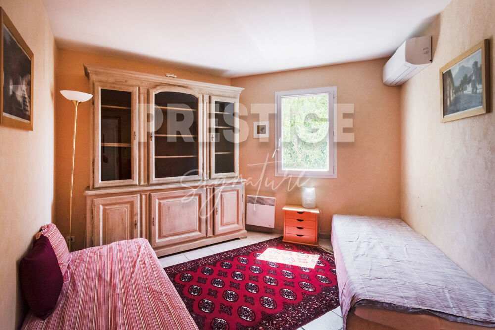 à vendre  Maison Carqueiranne (83320)