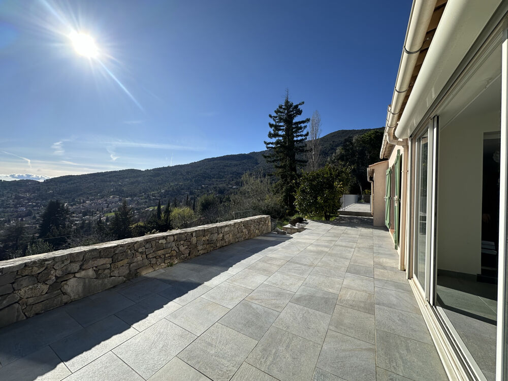 Deux maisons de type 5 type 4 à Seillans (83)