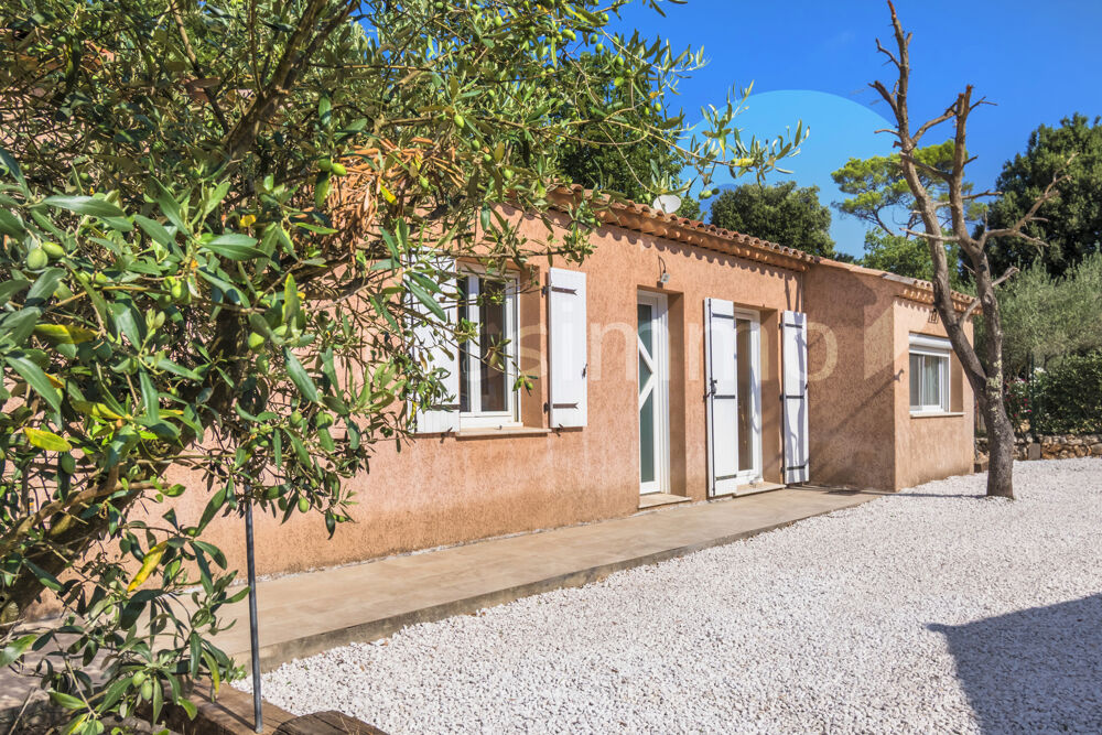 Villa de 132 m2 sur 1000 m2 de terrain avec piscine et garage de 25 m2