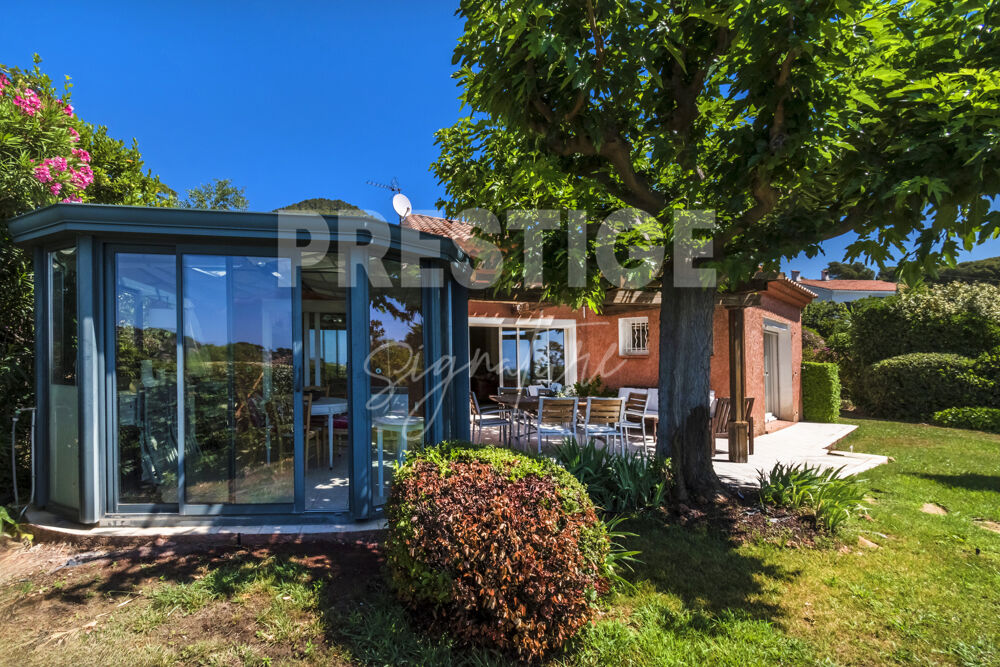 à vendre  Maison Carqueiranne (83320)