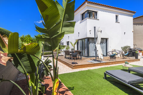   Villa de 160 m2 sur 600 m2 de terrain Maison - 5 pi�ce(s) - 155 m�