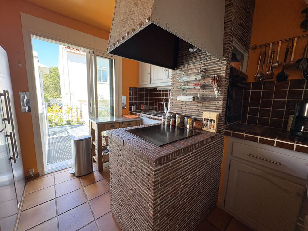 � vendre  Maison Hy�res (83400)