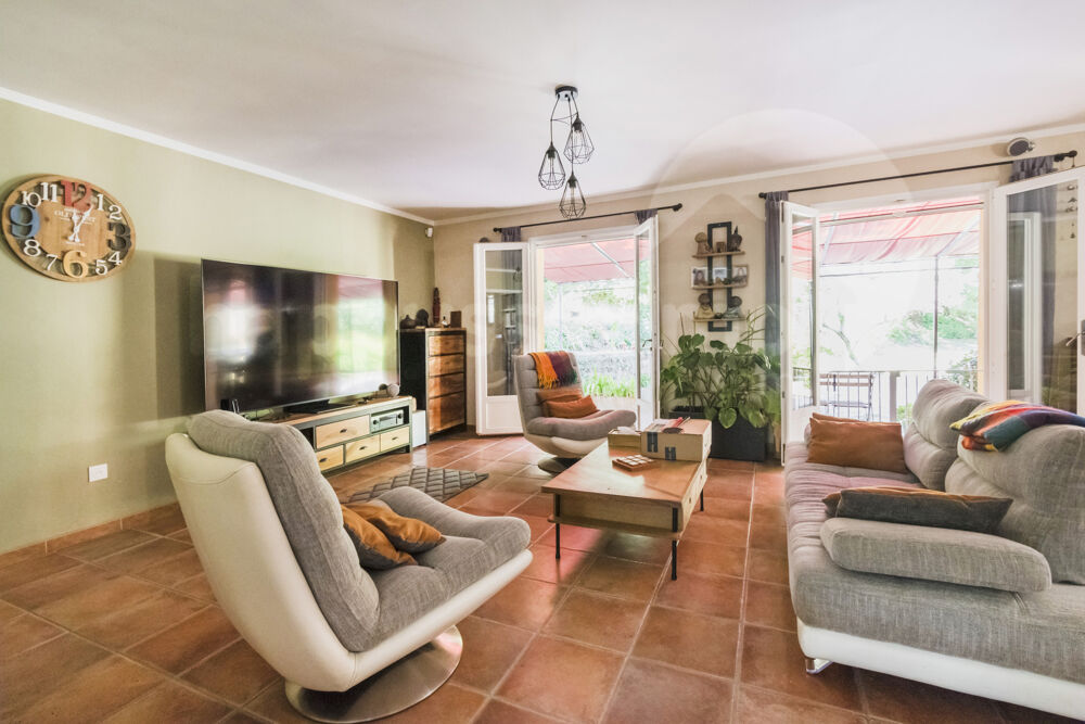 � vendre  Maison Artigues (83560)