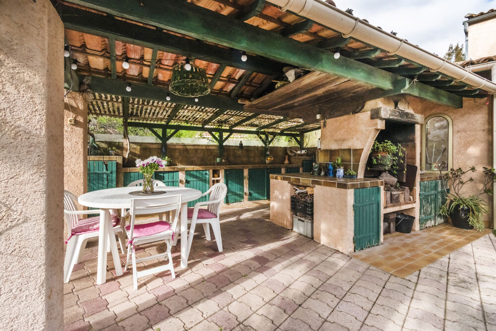 � vendre  Maison Hy�res (83400)