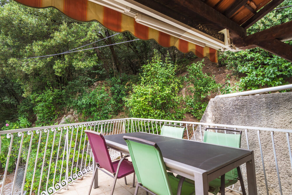à vendre  Maison Le Revest-les-Eaux (83200)