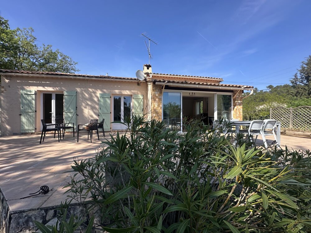 Vente Maison NOUVEAUTE - Maison de plain-pied Piscine et Garage Flayosc