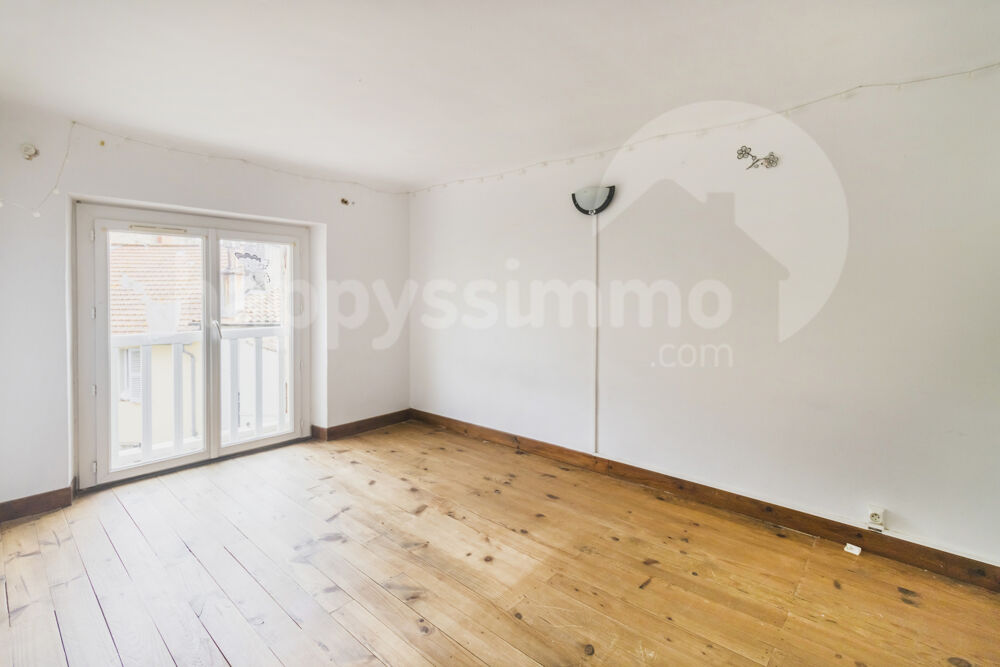 Vente Appartement HYERES- RESIDENCE RECHERCHEE - IDEAL PREMIER ACHAT- POTENTIEL Hyères