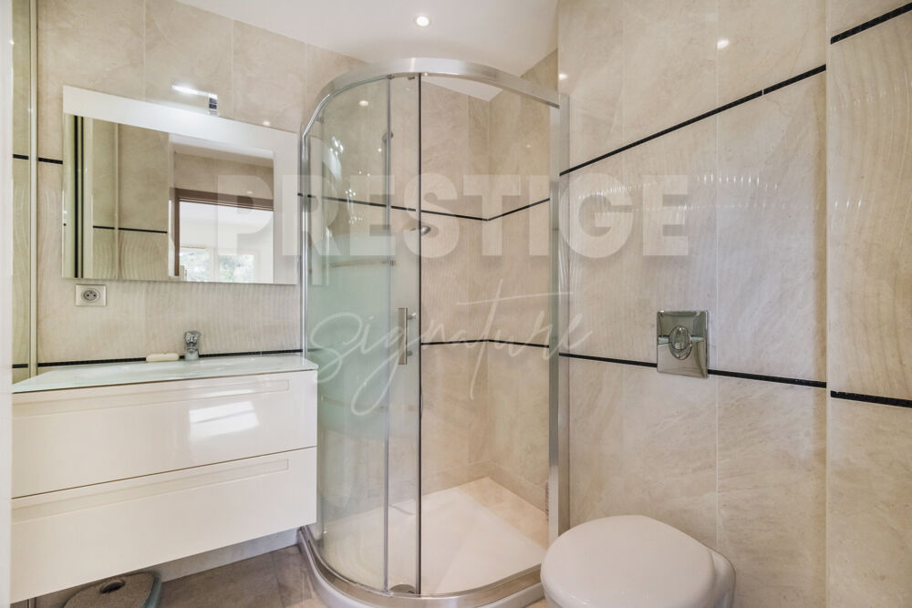 � vendre  Appartement Toulon (83000)