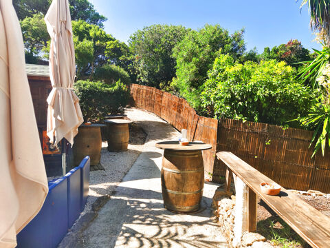 &Icirc;le du Levant, piano-bar festif 945000 83400 Ile du levant