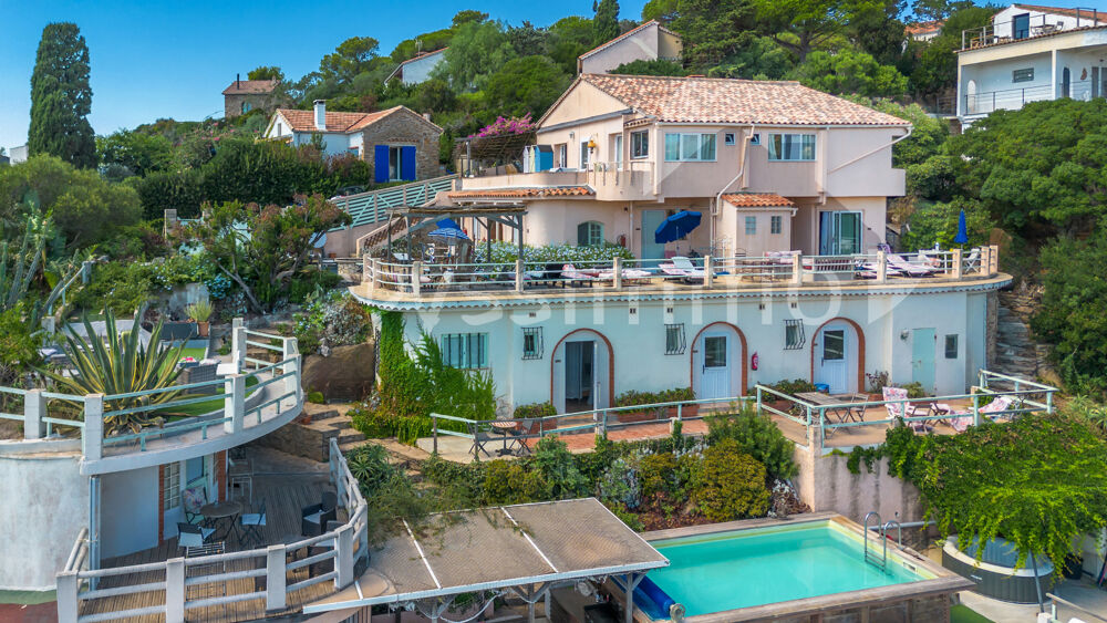 à vendre  Propriété/château Ile Du Levant (83400)