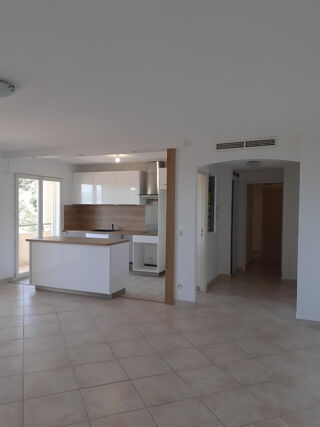  Appartement � louer 3 pi�ces 74 m�