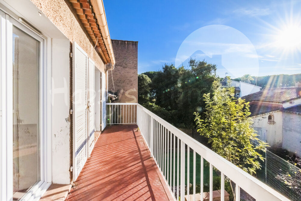 Vente Appartement Appartement T4 avec deux balcons   Port de Hyères Hyères
