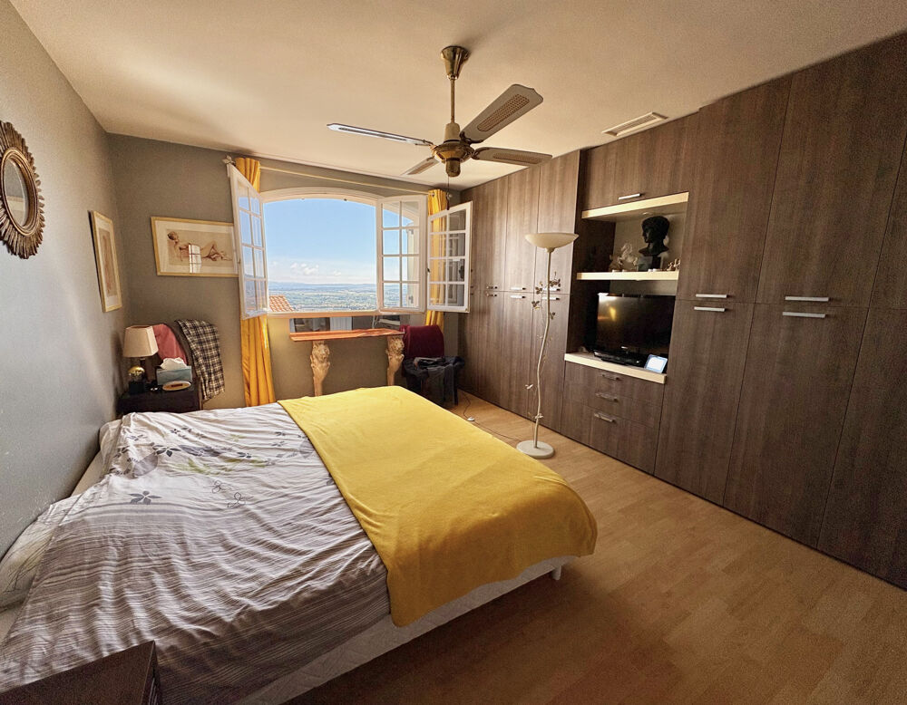 � vendre  Maison Hy�res (83400)