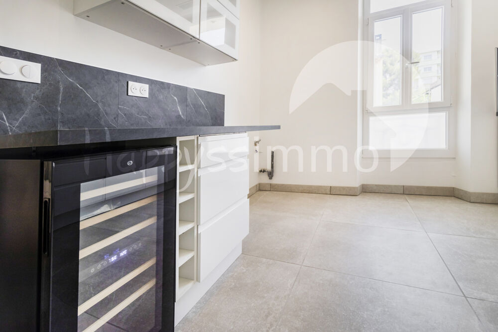 à vendre  Appartement Toulon (83000)