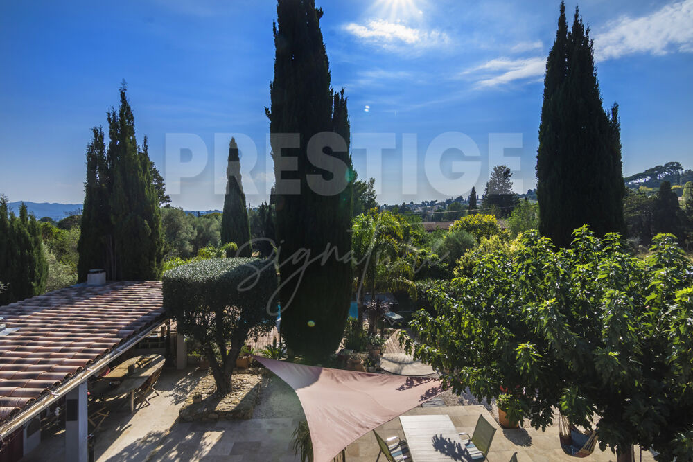 à vendre  Maison Sanary-sur-Mer (83110)