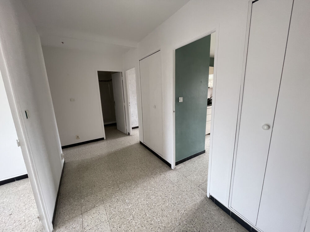 LA GARDE - LUMINEUX APPARTEMENT TRAVERSANT T3 - ASCENSEUR - CAVE