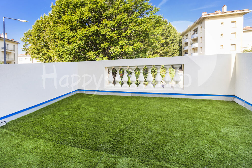 à vendre  Appartement Toulon (83000)