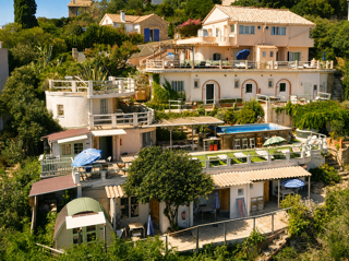  Propriété/château à vendre 15 + pièces 361 m²