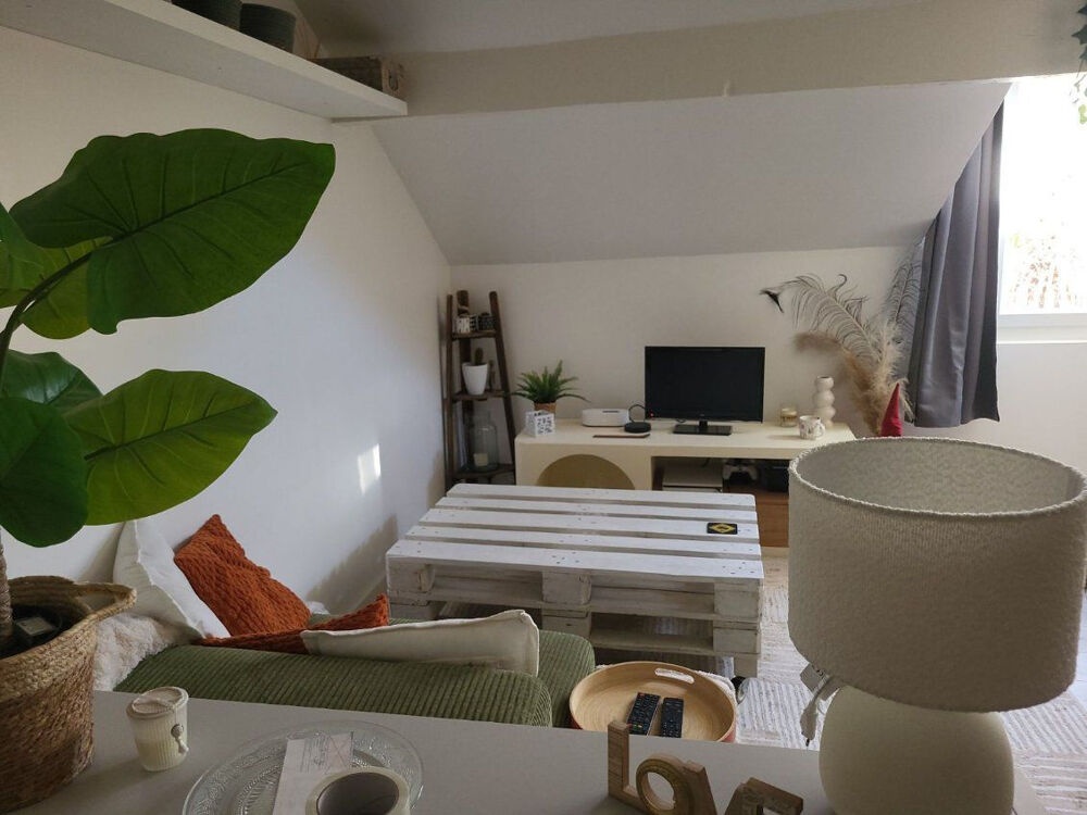 Location Appartement Studio Secteur Riondet à HYERES Hyères