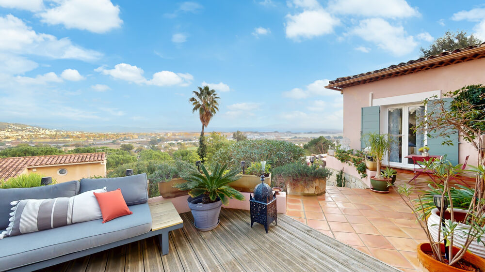 Maison 6 pièces 145 m² · à Hyères · 145 m² · 810 000 €