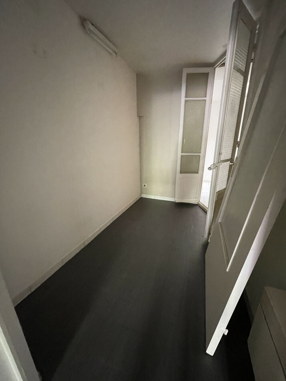   A louer - Local professionnel de 42 m2 - Avenue Gambetta Hyères Hyères