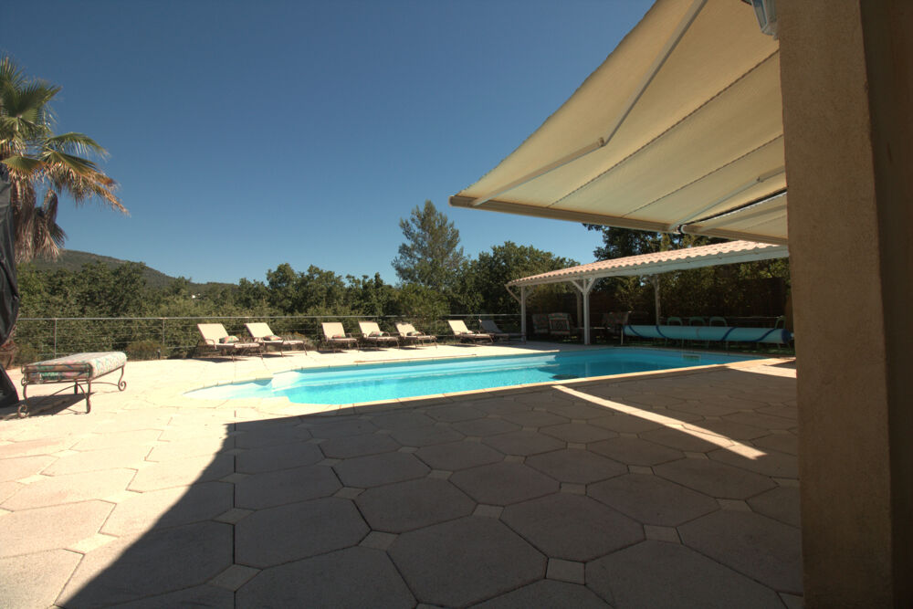 Solliès-Toucas, villa 220 m2 sur 3 600 m2 de terrain
